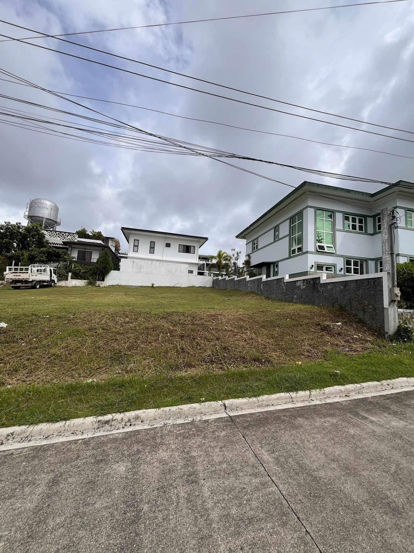 Prime 350 SQM Hillside Residential Lot in Kishanta