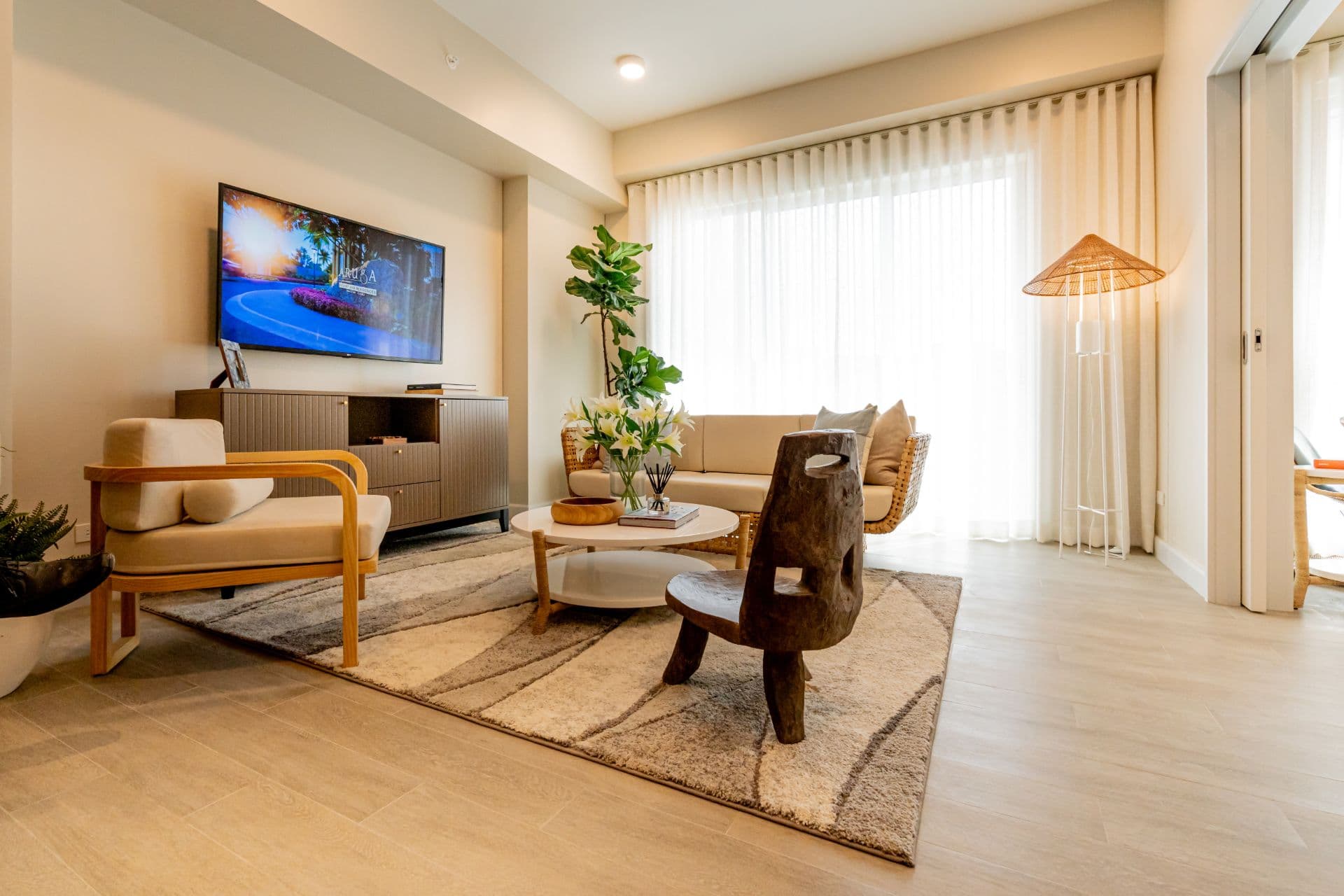 Premier 1-Bedroom Executive Suite in Aruga Resort and Residences – Mactan