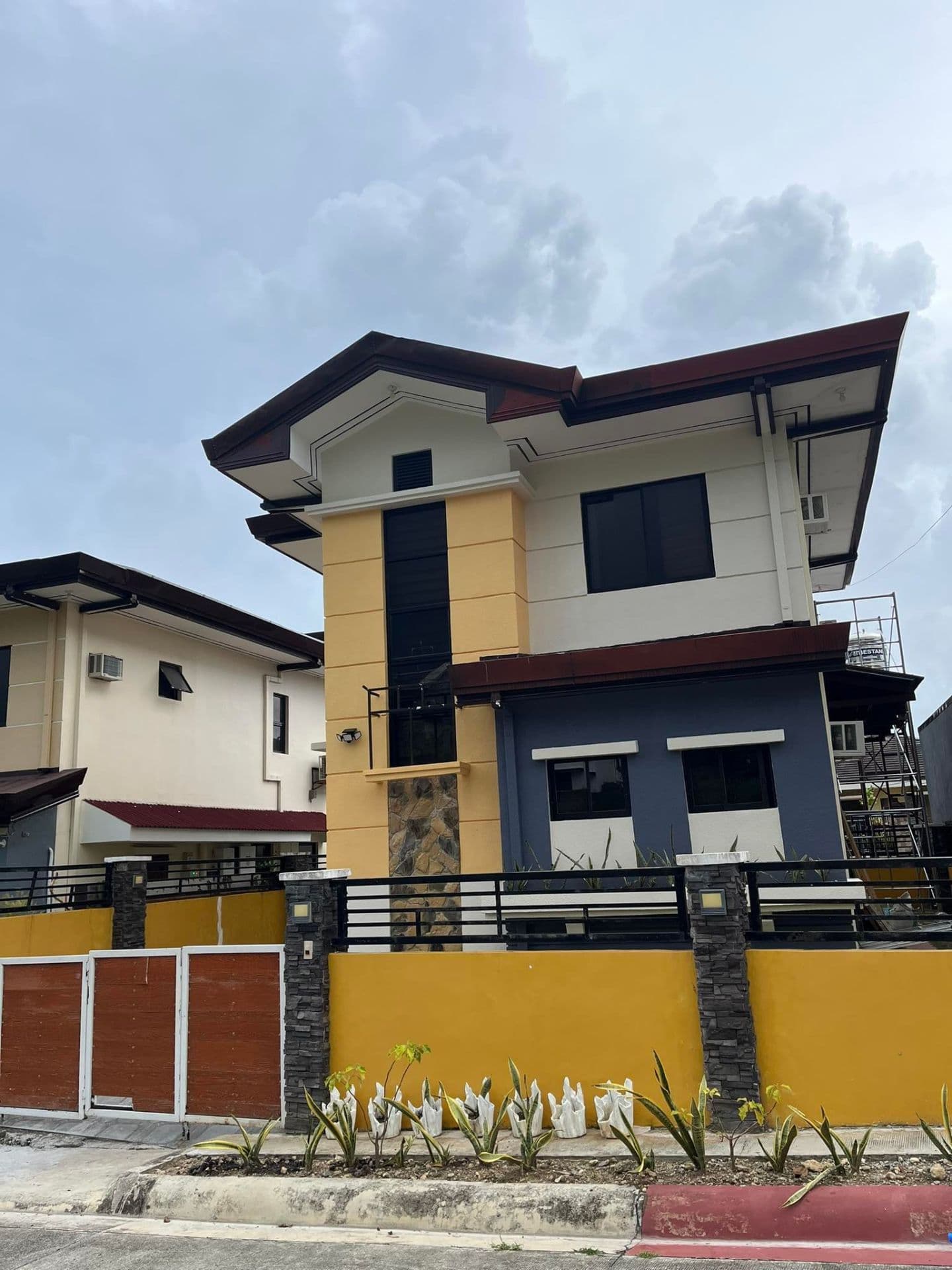 2-Storey Single-Detached Home for Rent in Kishanta
